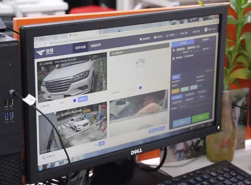 一輛無(wú)牌車(chē)通過(guò)云坐席登記 開(kāi)閘進(jìn)場(chǎng)