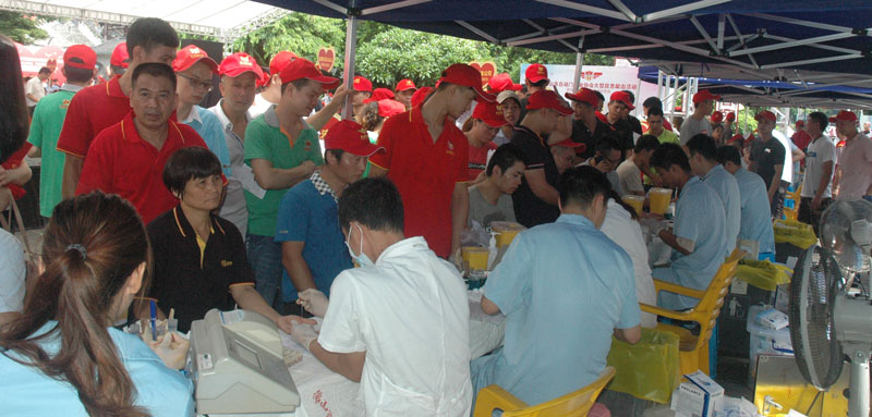 佛山市自動(dòng)門行業(yè)協(xié)會(huì)大型應(yīng)急獻(xiàn)血活動(dòng)