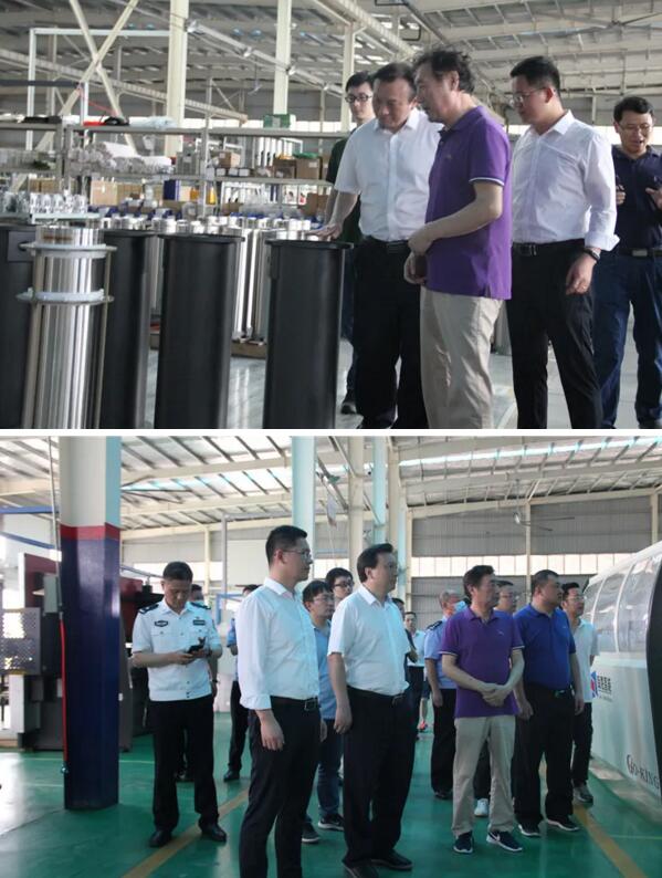 南昌市副市長、公安局局長萬秀奇一行參觀百勝智能制造基地