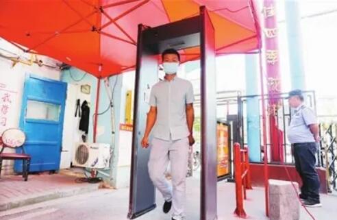 智能測溫安檢門來了