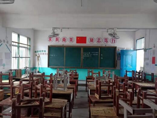 江西省寧都縣賴村鎮(zhèn)堅朗希望小學原貌