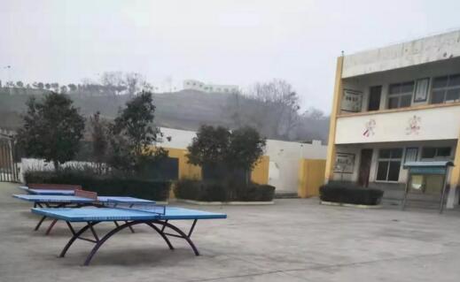 河南省禹州市方山鎮(zhèn)堅朗希望小學原貌