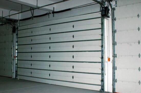 工業(yè)滑升門電機(jī)