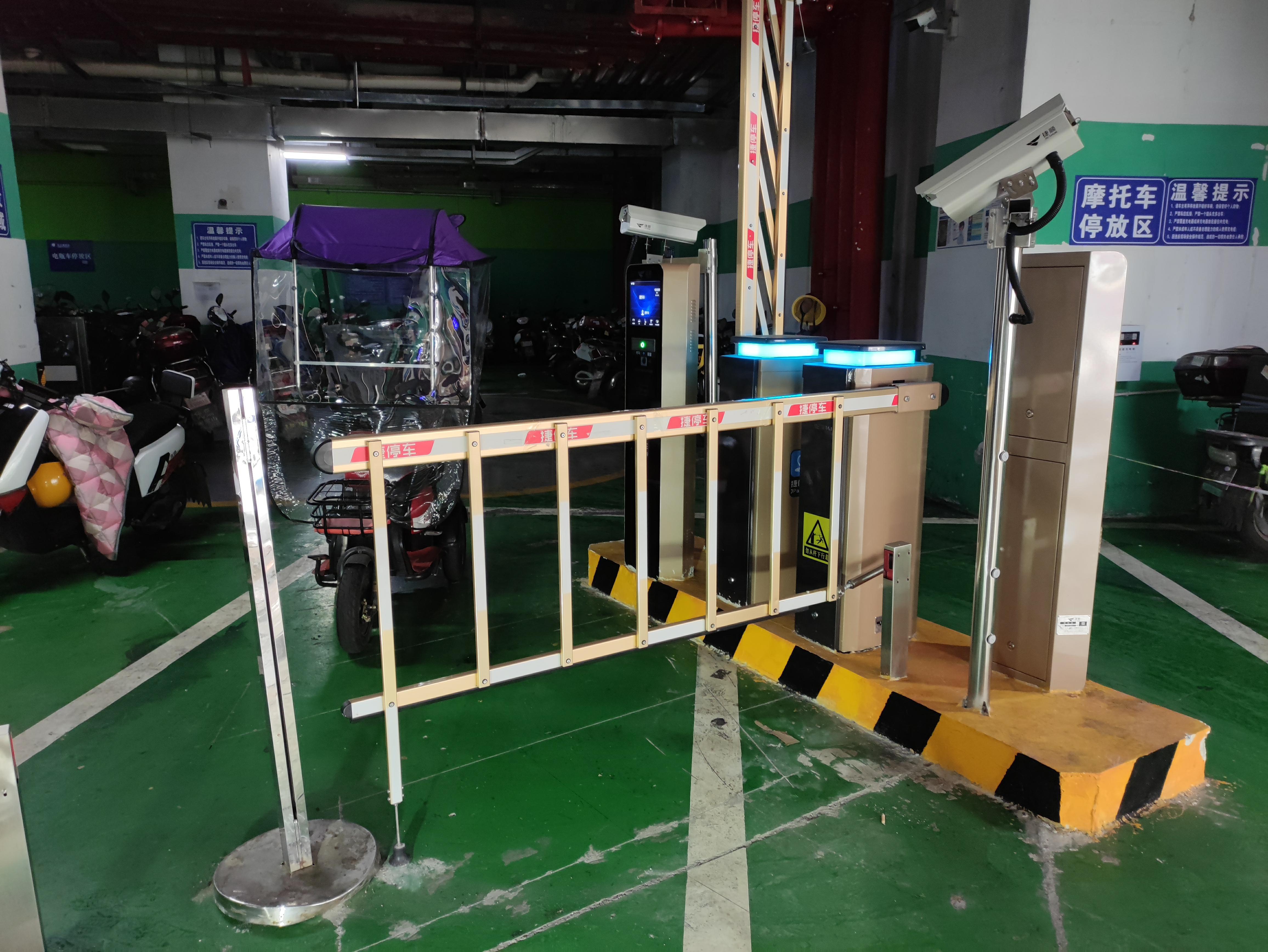 捷順科技還為花果園設(shè)置了非機動車道