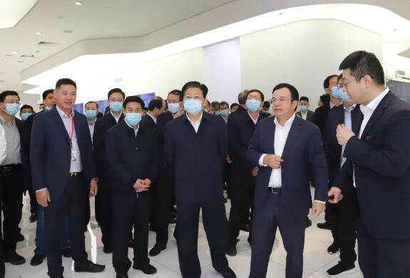 雙方就產(chǎn)業(yè)數(shù)智化升級(jí)進(jìn)行深入交流