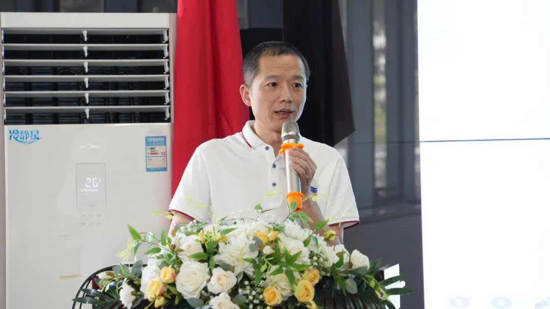 百勝智能省級(jí)產(chǎn)品銷售中心總監(jiān) 謝小斌