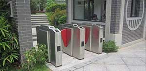 自主可控的國產(chǎn)通道閘門禁勢必是大型門禁系統(tǒng)的首選