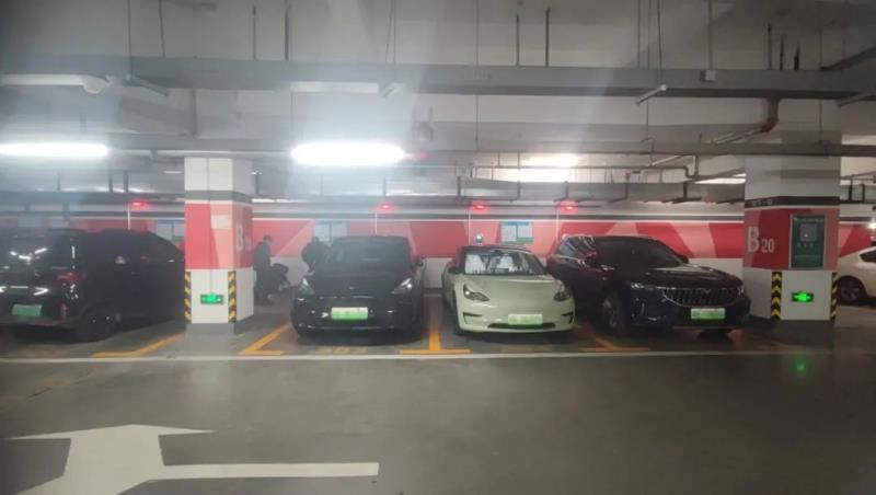 南京蘇寧慧谷上線捷順科技充電樁+運營增收方案，停充一體助力增收35%