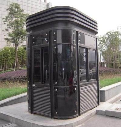 梅雨季節(jié)保安崗?fù)と绾伪ｐB(yǎng) 