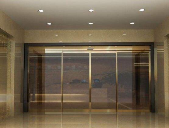 自動感應門的尺寸大小關乎到整扇門的運行 要慎重