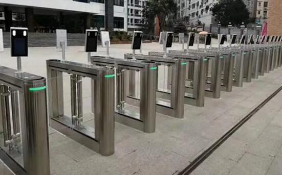 智能通道閘責(zé)任重大，少不了日常維護