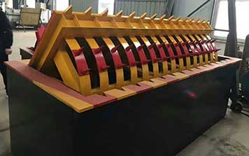 路障機(jī) - 全自動液壓路障機(jī)設(shè)備