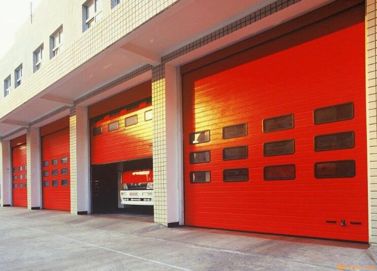 消防專(zhuān)用車(chē)庫(kù)門(mén)
