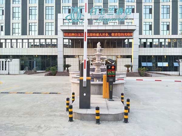 小區(qū)車牌識(shí)別系統(tǒng)