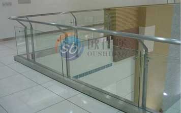 不銹鋼護(hù)欄 - 陽(yáng)臺(tái)不銹鋼玻璃護(hù)欄