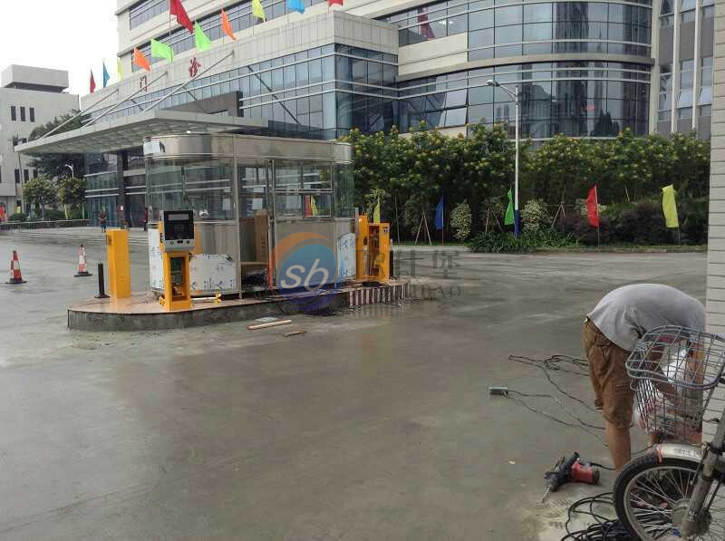 佛山市第三人民醫(yī)院停車場(chǎng)系統(tǒng)案例 - 中出網(wǎng)-智能出入口與停車充電門戶