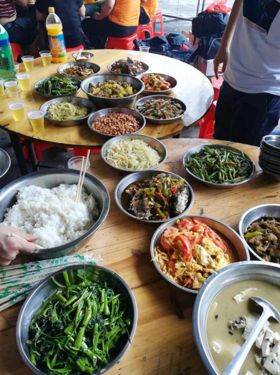 “滿漢全席” 大飽口福