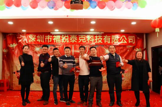 薛總與供應(yīng)商合影