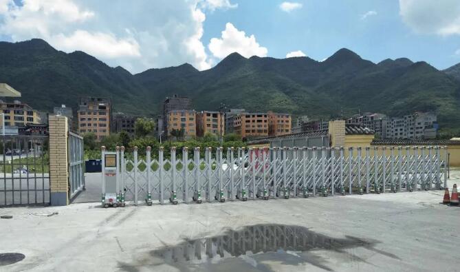 建星伸縮門 建星伸縮門