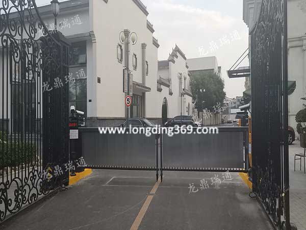 北京市大興區(qū)南四環(huán)文化產(chǎn)業(yè)園停車場系統(tǒng)案例 - 中出網(wǎng)-智能出入口與停車充電門戶