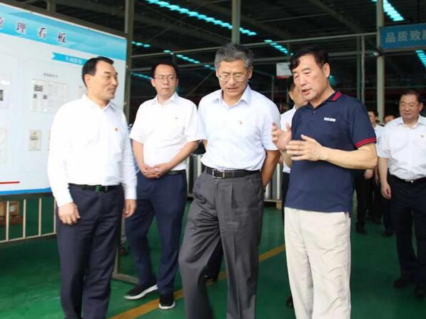 省紀(jì)委書(shū)記馬森述關(guān)切百勝企業(yè)經(jīng)營(yíng)情況，聽(tīng)取企業(yè)訴求