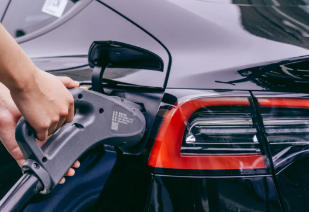 雙節(jié)同慶｜星星充電獻(xiàn)禮，5重好禮伴您暢行金秋！