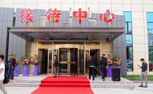 黑龍江城市之星營銷中心旋轉(zhuǎn)門案例