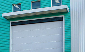 曹妃甸冀東水泥柔性工業(yè)提升門案例