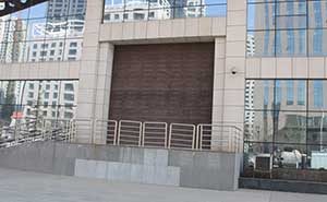 甘肅大劇院工業(yè)門(mén)案例 - 中出網(wǎng)-智能出入口與停車(chē)充電門(mén)戶(hù)