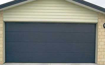 鏡面板車庫(kù)門