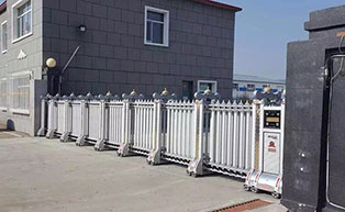 黑龍江寶清縣樺寶農副產品責任有限公司伸縮門工程案例