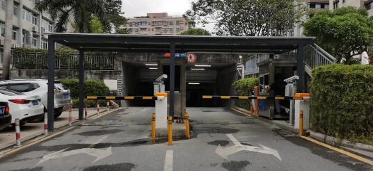 停車(chē)場(chǎng)出入口