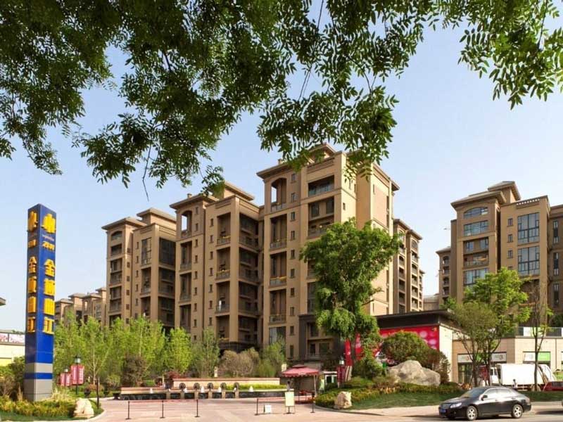 西安萬科金域曲江智能感應(yīng)一卡通停車場系統(tǒng)案例 - 中出網(wǎng)-智能出入口與停車充電門戶