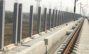 京滬高速鐵路聲屏障護欄工程 - 中出網(wǎng)-智能出入口與停車充電門戶