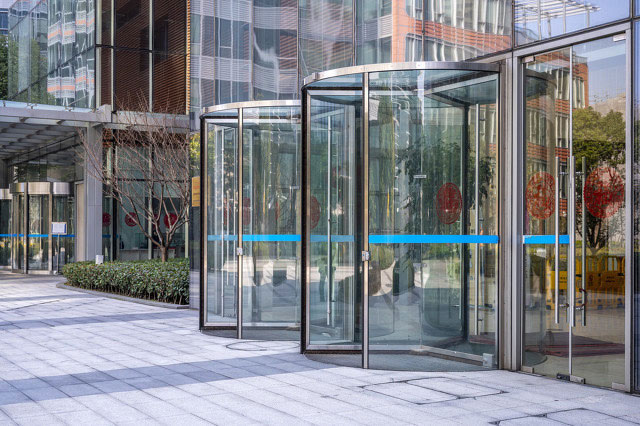 青島凱達寶盾門業(yè)設備工程有限公司