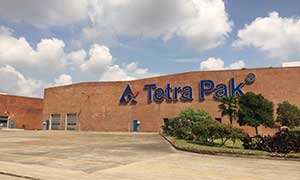 利樂包裝卷簾門案例