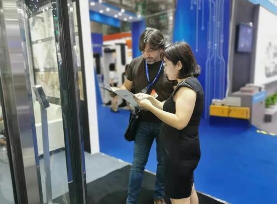 明星新品不僅顏值能打，先進性能更吸睛