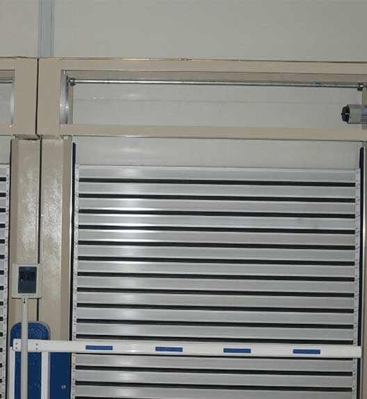 硬質(zhì)快速門