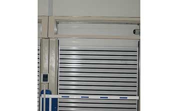 硬質(zhì)快速門(mén)