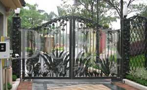 菊城建華花園平開門機安裝