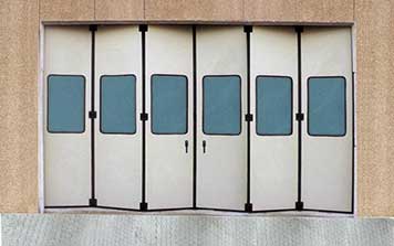 工業(yè)折疊門