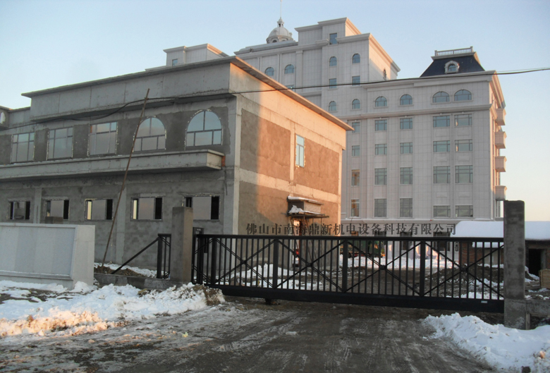 南北德信懸浮門(mén)成功牽手吉林省琿春市法院案例