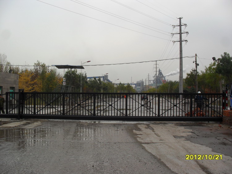 鞍山鋼鐵公司推薦使用南北德信懸浮門