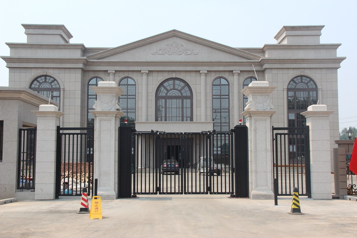 焦作潤浩貿(mào)易有限公司對南北德信懸浮門的高度評價