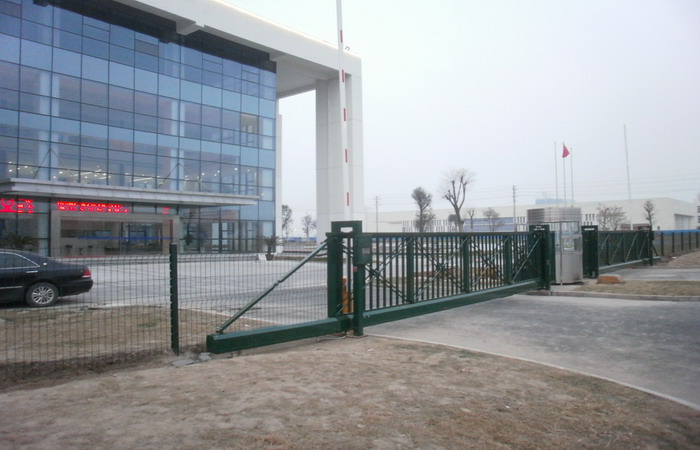 泰州防疫中心對南北德信懸浮折疊門產(chǎn)品表示支持