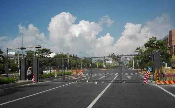 南北懸浮折疊門助力海關(guān)監(jiān)管深圳坪山保稅區(qū)