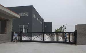 常州邁騰機械有限公司無軌懸浮門工程案例 - 中出網-智能出入口與停車充電門戶