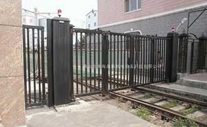 吉慶糧油有限公司智能無(wú)軌懸浮門工程案例