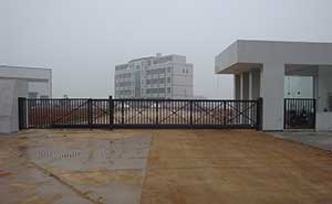 湖南省怡昌機電工貿(mào)有限公司智能無軌懸浮門工程案例 - 中出網(wǎng)-智能出入口與停車充電門戶