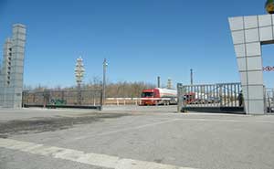 中國兵器工業(yè)集團遼寧華錦化工（集團）有限責(zé)任公司智能無軌懸浮門工程案例